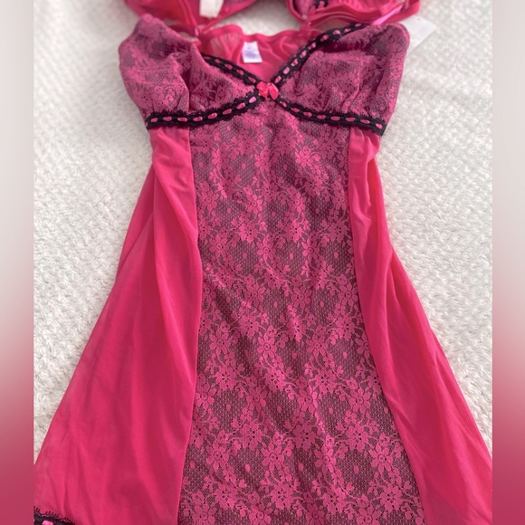 đź’•RENE ROFEđź’• Lingerie 2 piece set. Nightie with underwear. Brand new. Size M(6) - Picture 2 of 14